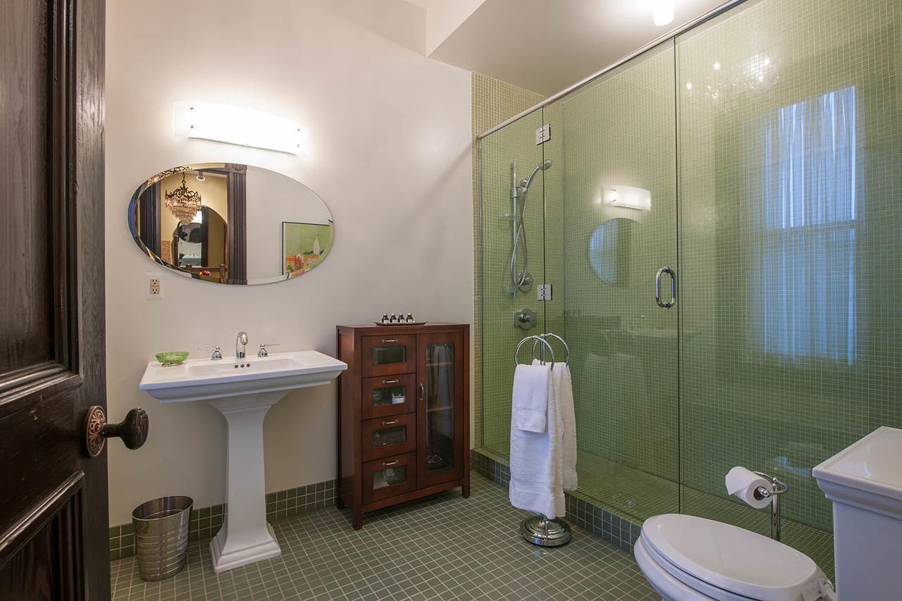 Hotel The At 97 Winder 2*