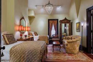 The At 97 Winder Hotel 2*